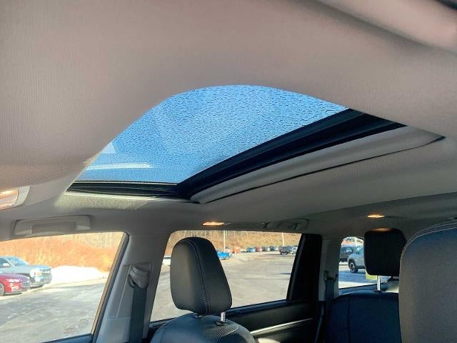 2017 Toyota Highlander Limited V6 AWD (Natl)