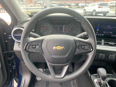 2024 Chevrolet Trax FWD 4dr LS