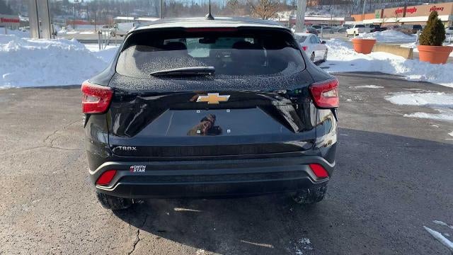 2024 Chevrolet Trax FWD 4dr LS