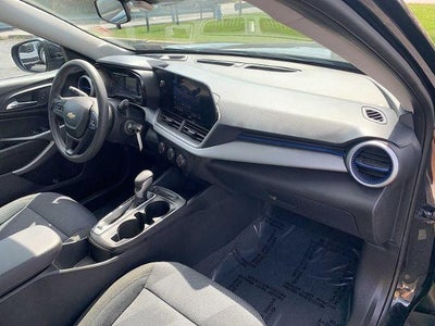 2024 Chevrolet Trax FWD 4dr LS