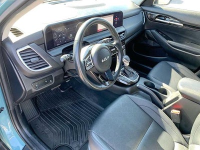 2024 Kia Seltos EX IVT AWD