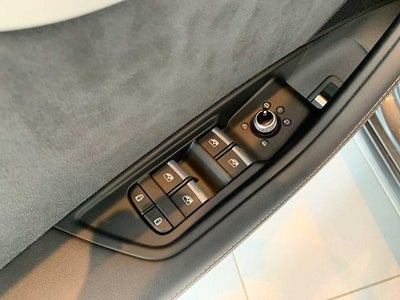 2022 Audi A4 S line Prestige 45 TFSI quattro