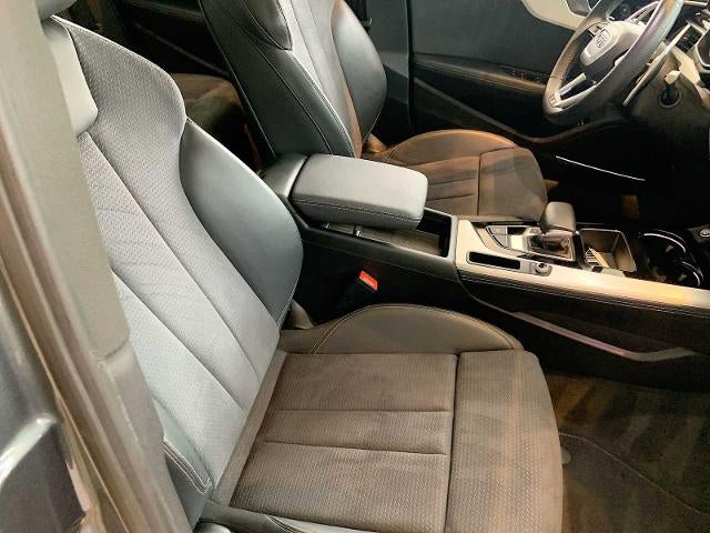 2022 Audi A4 S line Prestige 45 TFSI quattro