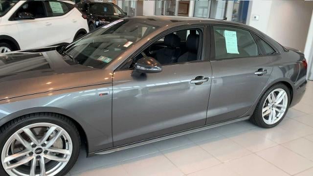 2022 Audi A4 S line Prestige 45 TFSI quattro