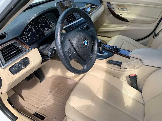 2014 BMW 320i Sedan